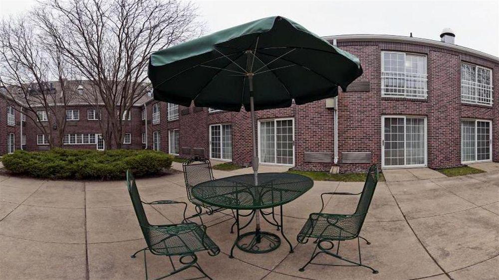 Holiday Inn Express Des Moines-At Drake University, An Ihg Hotel Εξωτερικό φωτογραφία