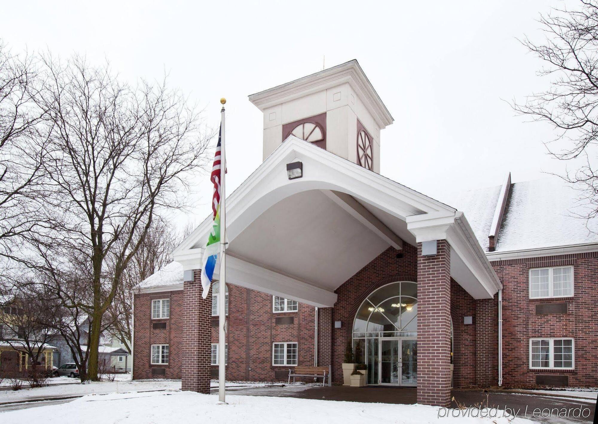Holiday Inn Express Des Moines-At Drake University, An Ihg Hotel Εξωτερικό φωτογραφία