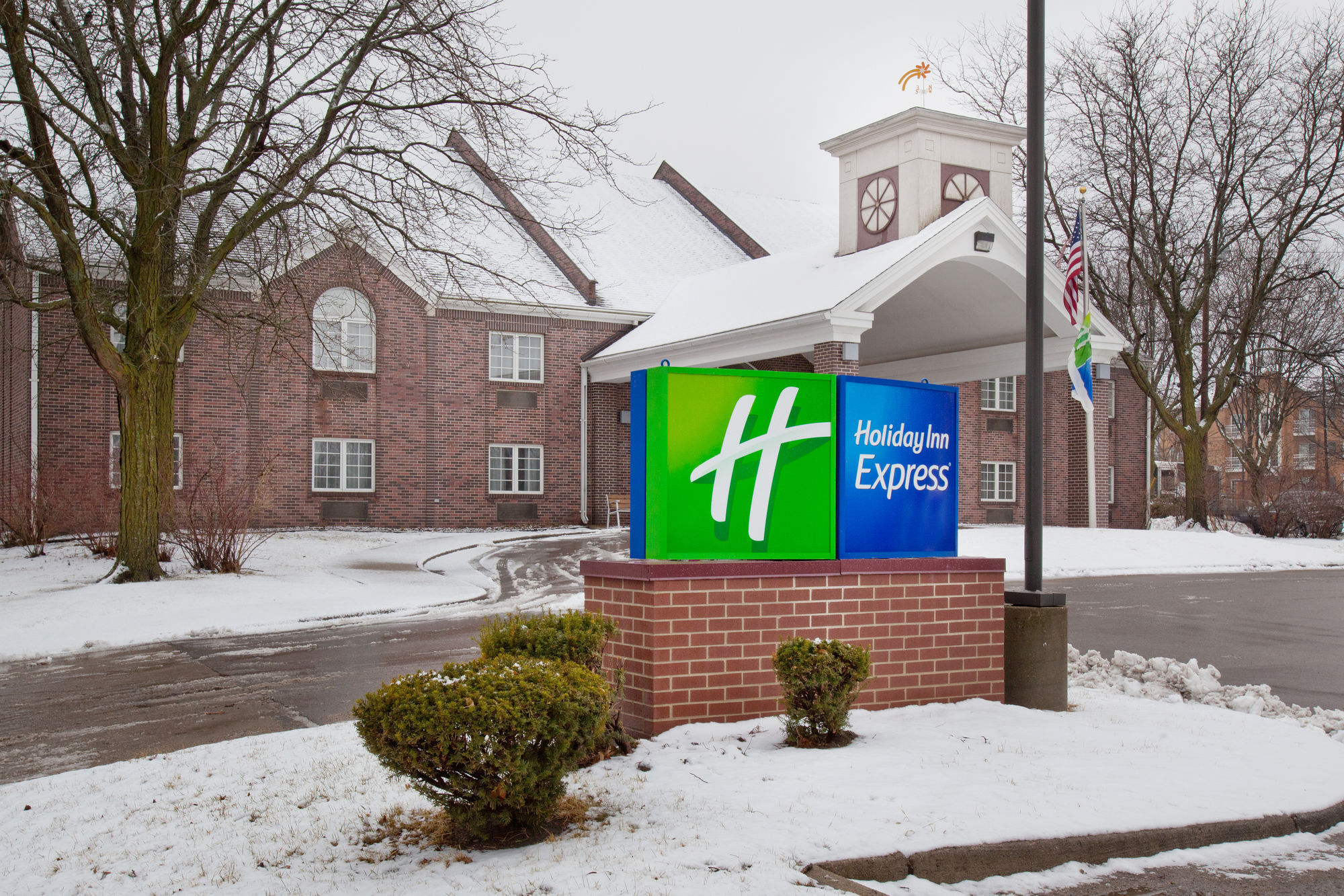 Holiday Inn Express Des Moines-At Drake University, An Ihg Hotel Εξωτερικό φωτογραφία